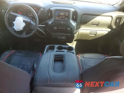 Zdjęcie 8 z 13 samochodu: 2021 CHEVROLET SILVERADO K1500 TRAIL BOSS CUSTOM VIN:1GCPYCEF2MZ371183 - miniatura