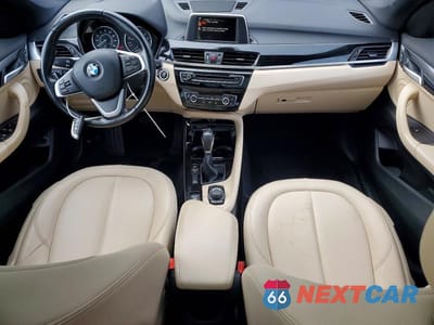 Zdjęcie 8 z 11 samochodu: 2016 BMW X1 XDRIVE28I VIN:WBXHT3Z3XG4A48199 - miniatura