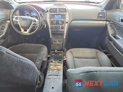 Zdjęcie 8 z 12 samochodu: 2015 FORD EXPLORER POLICE INTERCEPTOR VIN:1FM5K8AR9FGC41627 - miniatura