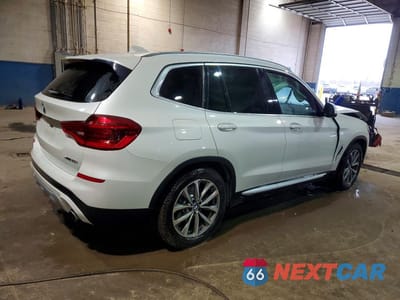 Trzecie zdjęcie samochodu z tyłu: 2019 BMW X3 XDRIVE30I VIN:5UXTR9C59KLE19966 - miniatura