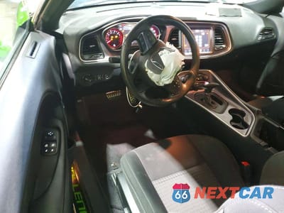 Zdjęcie 8 z 11 samochodu: 2017 DODGE CHALLENGER R VIN:2C3CDZBT8HH627179 - miniatura