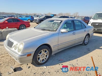 2000 MERCEDES-BENZ E 320 WDBJF65JXYB149733 - główne zdjęcie licytacji z USA - miniatura