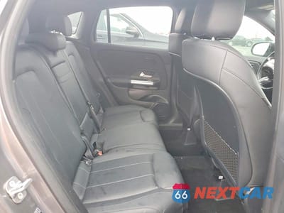 Zdjęcie 10 z 11 samochodu: 2025 MERCEDES-BENZ GLA 250 4MATIC VIN:W1N4N4HB5SJ679978 - miniatura