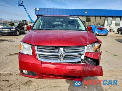 Piąte zdjęcie samochodu w środku: 2010 DODGE GRAND CARAVAN SXT VIN:2D4RN5D12AR238953 - miniatura