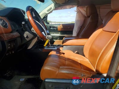 Zdjęcie 7 z 11 samochodu: 2015 TOYOTA TUNDRA 1794 EDITION VIN:5TFAW5F11FX480002 - miniatura