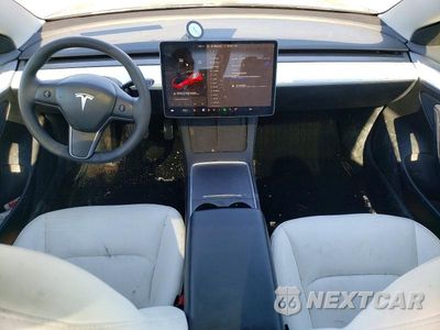 Zdjęcie 8 z 11 samochodu: 2023 TESLA MODEL 3 VIN:5YJ3E1EA7PF425698 - miniatura