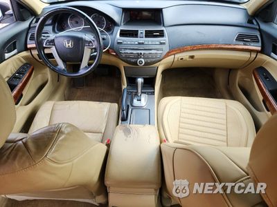 Zdjęcie 8 z 14 samochodu: 2012 HONDA ACCORD EXL VIN:1HGCP2F83CA117816 - miniatura