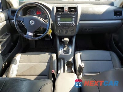 Zdjęcie 8 z 12 samochodu: 2008 VOLKSWAGEN JETTA SE VIN:3VWRZ71K78M146861 - miniatura