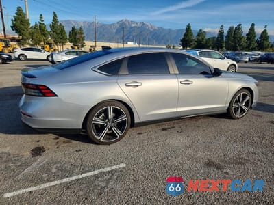 Trzecie zdjęcie samochodu z tyłu: 2025 HONDA ACCORD HYBRID SPORT VIN:1HGCY2F50SA008182 - miniatura