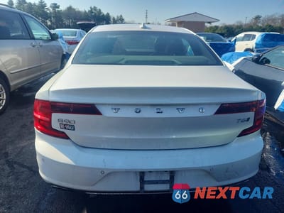 Zdjęcie 6 z 12 samochodu: 2018 VOLVO S90 T6 MOMENTUM VIN:LVY992MK7JP021210 - miniatura
