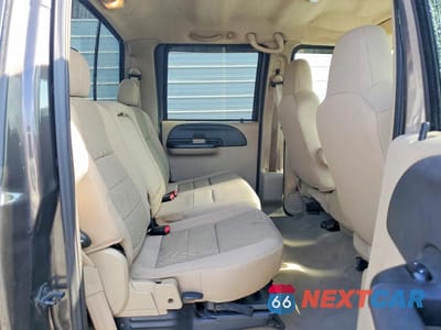 Zdjęcie 10 z 11 samochodu: 2005 FORD F250 SUPER DUTY VIN:1FTSW20P95EB13939 - miniatura