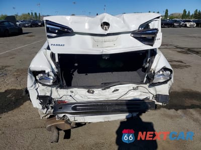 Zdjęcie 6 z 12 samochodu: 2019 VOLKSWAGEN PASSAT WOLFSBURG VIN:1VWLA7A34KC010069 - miniatura