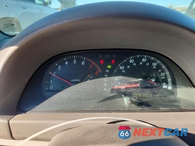 Zdjęcie 9 z 11 samochodu: 2003 TOYOTA CAMRY LE VIN:4T1BE32K13U179314 - miniatura