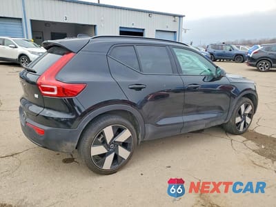 Trzecie zdjęcie samochodu z tyłu: 2023 VOLVO XC40 RECHARGE ULTIMATE VIN:YV4ED3UM9P2002527 - miniatura