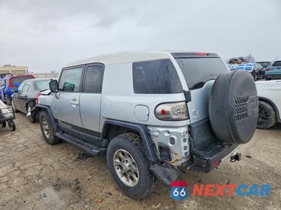 Drugie zdjęcie samochodu z przodu: 2007 TOYOTA FJ CRUISER VIN:JTEBU11F270051334 - miniatura