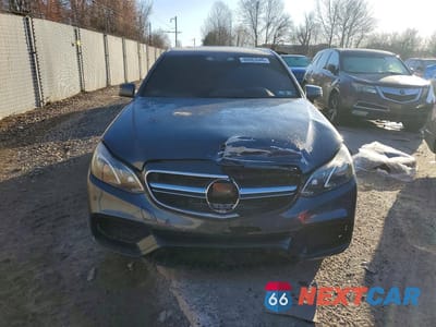 Piąte zdjęcie samochodu w środku: 2016 MERCEDES-BENZ E 350 4MATIC VIN:WDDHF8JB0GB284170 - miniatura