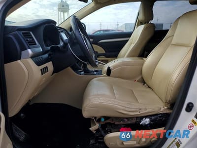 Zdjęcie 7 z 12 samochodu: 2014 TOYOTA HIGHLANDER XLE VIN:5TDJKRFH1ES055240 - miniatura