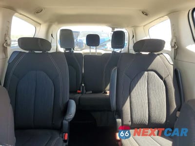 Zdjęcie 10 z 12 samochodu: 2024 CHRYSLER VOYAGER LX VIN:2C4RC1CG0RR113348 - miniatura