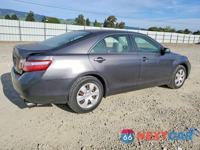 Trzecie zdjęcie samochodu z tyłu: 2007 TOYOTA CAMRY LE V6 VIN:JTNBK46K373030746 - miniatura