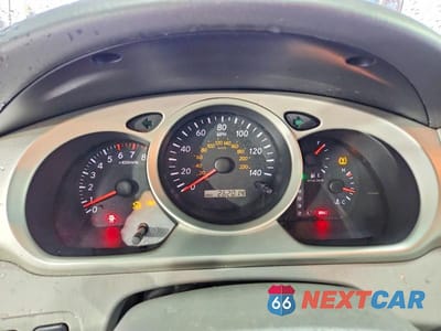 Zdjęcie 9 z 14 samochodu: 2004 TOYOTA HIGHLANDER LIMITED VIN:JTEEP21A840035956 - miniatura