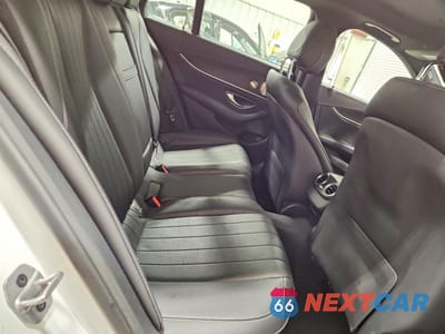 Zdjęcie 10 z 13 samochodu: 2023 MERCEDES-BENZ E 350 4MATIC VIN:W1KZF8EB2PB109739 - miniatura