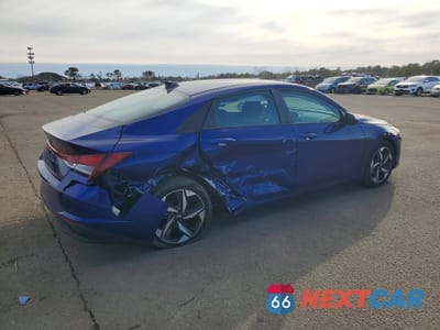 Trzecie zdjęcie samochodu z tyłu: 2023 HYUNDAI ELANTRA SEL VIN:5NPLS4AG4PH098845 - miniatura