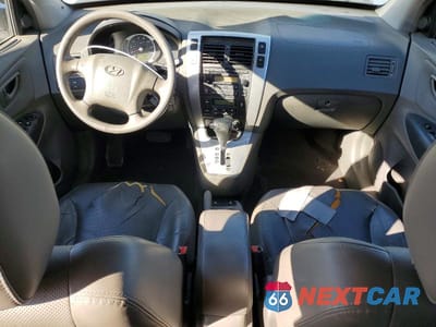 Zdjęcie 8 z 12 samochodu: 2007 HYUNDAI TUCSON SE VIN:KM8JN72D87U505197 - miniatura