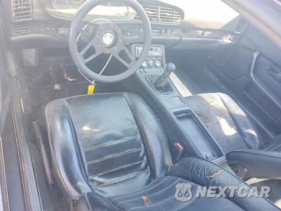 Zdjęcie 8 z 12 samochodu: 1985 PORSCHE 944 VIN:WP0AA0943FN453760 - miniatura