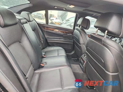 Zdjęcie 10 z 12 samochodu: 2014 BMW 750 XI VIN:WBAYB6C53ED224478 - miniatura