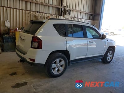 Trzecie zdjęcie samochodu z tyłu: 2014 JEEP COMPASS SPORT VIN:1C4NJCBAXED742853 - miniatura
