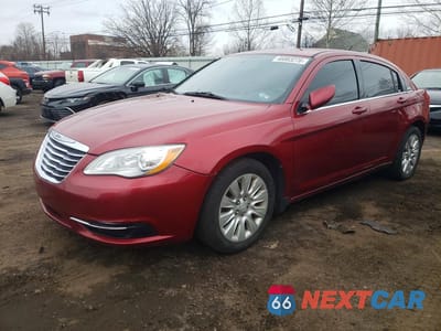 2013 CHRYSLER 200 LX 1C3CCBAG1DN767865 - główne zdjęcie licytacji z USA - miniatura