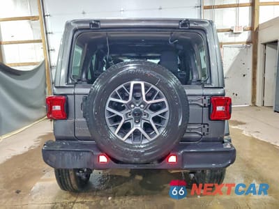 Zdjęcie 6 z 13 samochodu: 2025 JEEP WRANGLER SAHARA VIN:1C4PJXENXSW568619 - miniatura