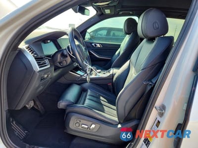 Zdjęcie 7 z 14 samochodu: 2020 BMW X5 XDRIVE40I VIN:5UXCR6C00L9C79100 - miniatura