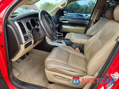 Zdjęcie 7 z 13 samochodu: 2007 TOYOTA TUNDRA LIMITED VIN:5TBEV58107S465718 - miniatura