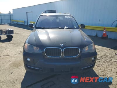Piąte zdjęcie samochodu w środku: 2009 BMW X5 VIN:5UXFE43579L263039 - miniatura