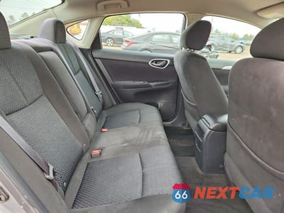 Zdjęcie 10 z 12 samochodu: 2014 NISSAN SENTRA SR VIN:3N1AB7AP9EL652437 - miniatura