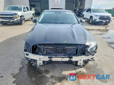 Piąte zdjęcie samochodu w środku: 2022 MERCEDES-BENZ C 300 VIN:W1KAF4GB4NR059479 - miniatura