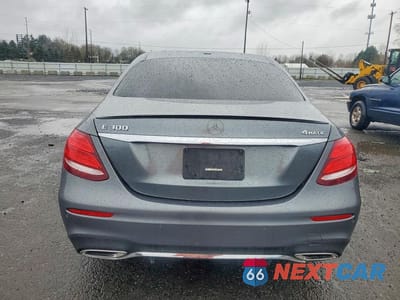 Zdjęcie 6 z 11 samochodu: 2017 MERCEDES-BENZ E 300 4MATIC VIN:WDDZF4KB7HA035965 - miniatura