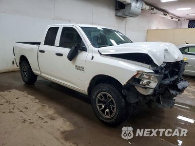 Czwarte zdjęcie samochodu z boku: 2018 RAM 1500 ST VIN:1C6RR7FG0JS320393 - miniatura