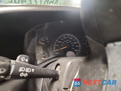 Zdjęcie 9 z 14 samochodu: 2003 CHEVROLET EXPRESS 1500 UTILITY / SERVICE VAN VIN:1GCFG15X931219491 - miniatura