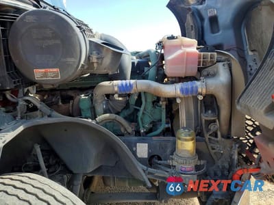 Zdjęcie 7 z 10 samochodu: 2021 VOLVO VN VNL VIN:4V4NC9EH4MN248460 - miniatura