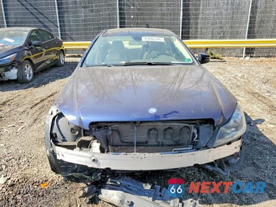 Piąte zdjęcie samochodu w środku: 2014 MERCEDES-BENZ C 350 4MATIC VIN:WDDGJ8JB6EG228597 - miniatura