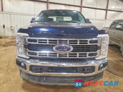 Piąte zdjęcie samochodu w środku: 2023 FORD F250 SUPER DUTY VIN:1FT7W2BN5PEC55113 - miniatura