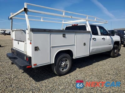 Trzecie zdjęcie samochodu z tyłu: 2016 CHEVROLET SILVERADO UTILITY / SERVICE TRUCK VIN:1GB2CUEG9GZ256127 - miniatura