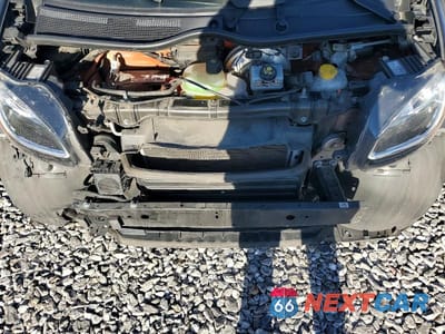 Zdjęcie 11 z 12 samochodu: 2017 SMART FORTWO VIN:WMEFJ9BA8HK214558 - miniatura