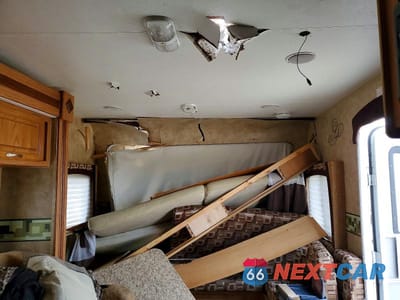 Zdjęcie 9 z 10 samochodu: 2009 JAYCO JAY FEATHER CAMPER VIN:1UJBJ02K991JB0083 - miniatura