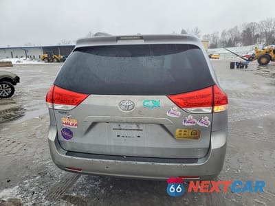 Zdjęcie 6 z 13 samochodu: 2011 TOYOTA SIENNA LE 8-PASSENGER VIN:5TDKK3DC0BS082000 - miniatura