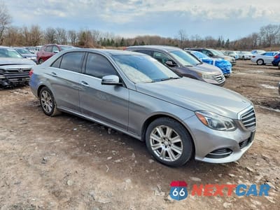 Czwarte zdjęcie samochodu z boku: 2014 MERCEDES-BENZ E 350 4MATIC VIN:WDDHF8JB0EA990655 - miniatura