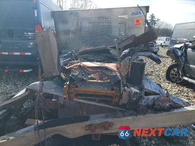 Zdjęcie 10 z 11 samochodu: 2021 CHEVROLET SILVERADO K3500 VIN:1GB3YSEY3MF225312 - miniatura