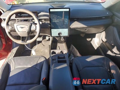 Zdjęcie 8 z 14 samochodu: 2025 FORD MUSTANG MACH-E PREMIUM VIN:3FMTK3SU7SMA03210 - miniatura